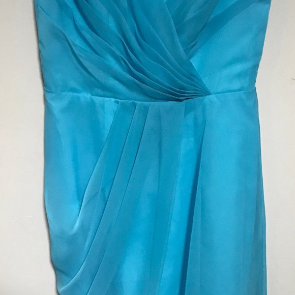 Dress - Picture 4 of 5